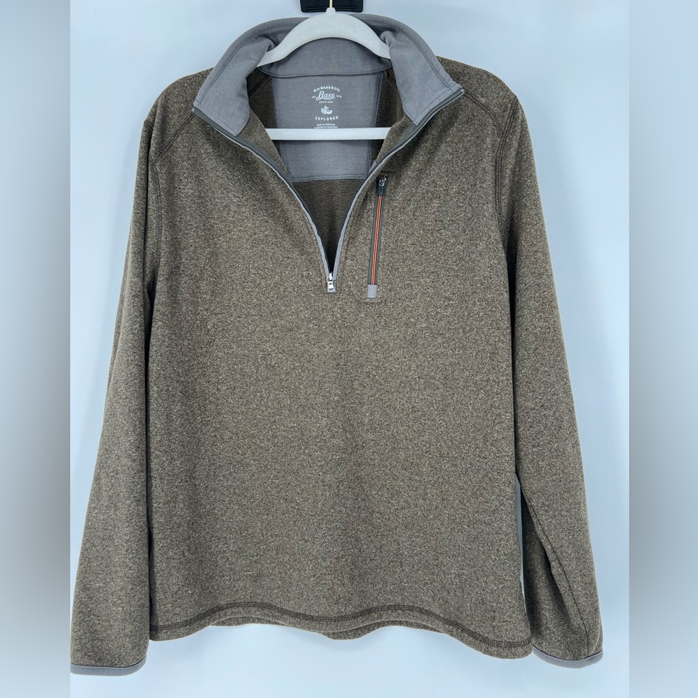 G. H. BASS QUARTER ZIP EXPLORER LIGHTER WEIGHT FLEECE EXCELLENT FOR LAYERING